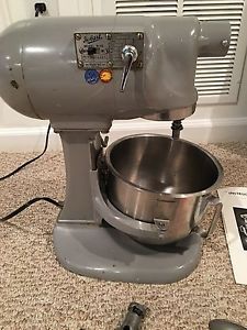 Hobart N50 Mixer w/ 2 Attachments &amp; Bowl. Runs Great! Late 1960s Model