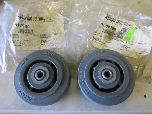 Lot of 2 albion industries xs0520112g gray rubber caster wheels 5&#034; x 2&#034; new for sale
