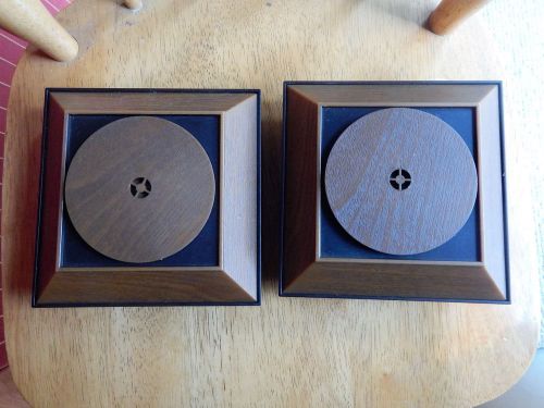Pair of Hankscraft 53959  vintage display turntables  6&#034;x6&#034;x3&#034;