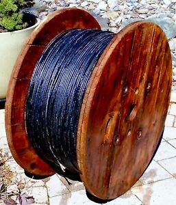 Wood Drum 18 AWG 4-Conductor Shielded Solid Copper 1/4” Jacketed Cable