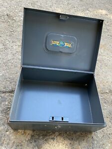 Vintage Steelmaster Cash Box No key