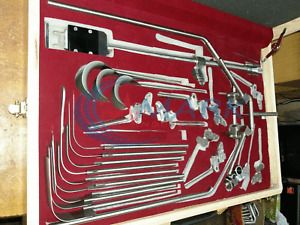 OMNI TRACT Surgical Retractor Set with Wishbone Frame of Surgical Retractors set