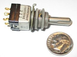 C-H/EATON  MIL-SPEC TOGGLE SWITCH DPDT C-OFF (ON)-OFF-(ON)  8906K3807  NOS