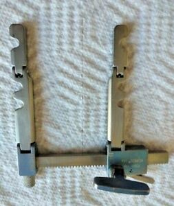 Kronos Cervical Retractor Frame 7320-10M Right