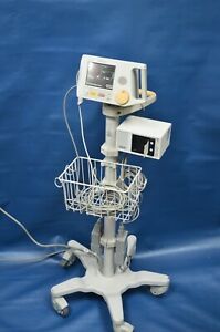 Philips C1 Patient Monitor SpO2 EKG Blood Pressure Temp M3925A Printer Polymount
