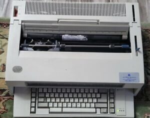 IBM Wheelwriter 3 Series II Model 6782 Typewriter Excellent Running Condition