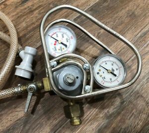 Taprite Series 740 Compressed Gas Regulator with Protector, used