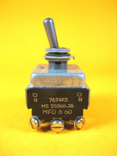 Cutler Hammer -  MS25068-26 -  Toggle Switch