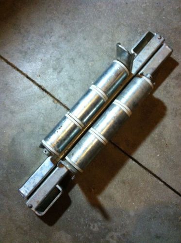 Thomas &amp; Betts Straight Cable Wire Tray Roller HAR1224