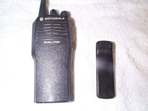Motorola cp200 uhf handheld radio 4w 438-470 mhz 4ch narrow band for sale