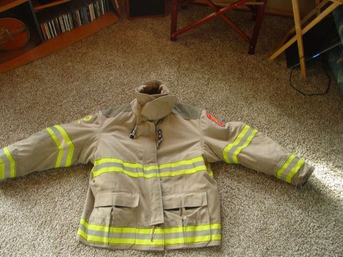 Turnouts Coat Globe firefighter size 48