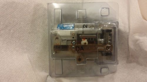 Johnson Controls H-5100-202 Pneumatic Room Humidity Transmitter