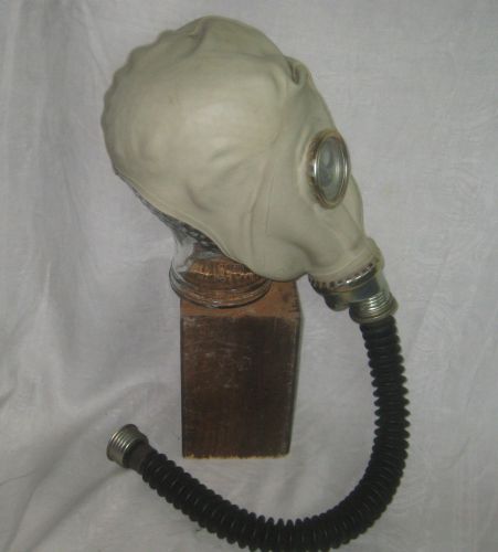 N°1 gas mask gp-5 russian soviet mask tube hose size x large unused original - for sale