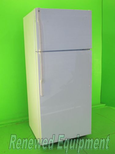 General Electric GTS18FBRERWW 17.6 Cu Ft Refrigerator Freezer