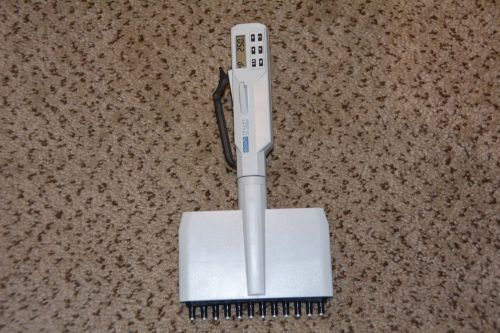 Biohit proline 25-250µl 12ch electronic pipette with charge stand new battery! for sale