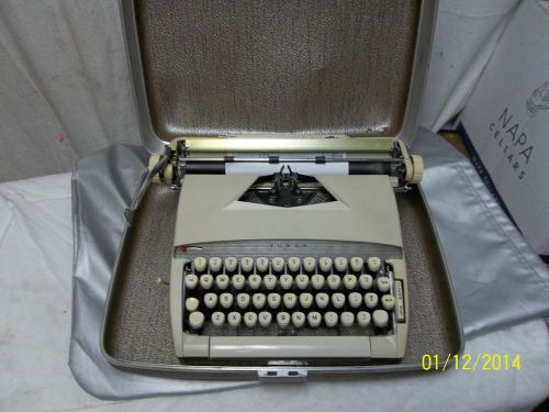 SEARS TOWER CITATION Portable Manual Typewriter