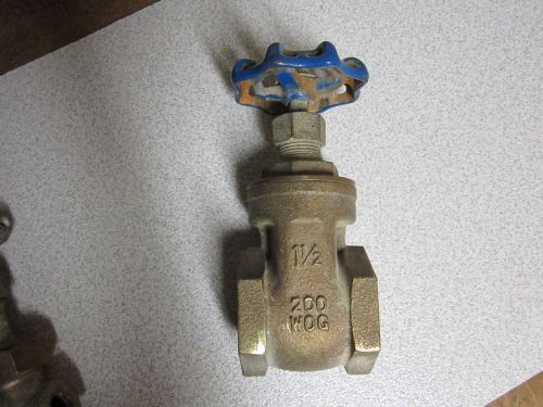 Crane brass gate valve – 1  1/2  inch  200 wog for sale