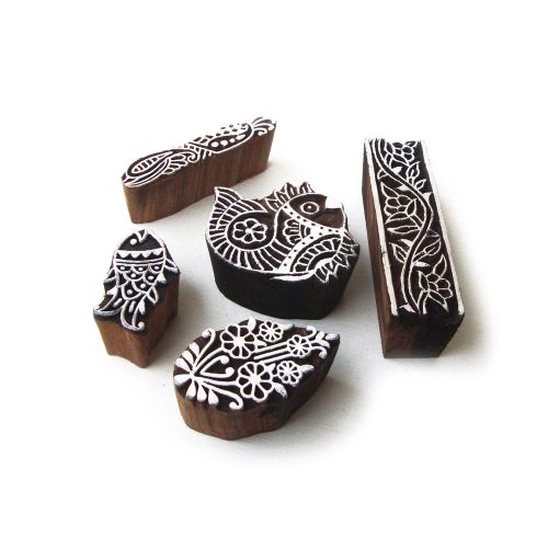 Hand Carved Floral &amp; Fish Pattern Wooden Block Tags (Set of 5)