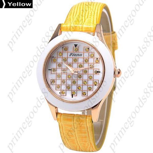 Fashioned  PU Leather Quartz Wrist Lady Ladies Wristwatch Women&#039;s Yellow