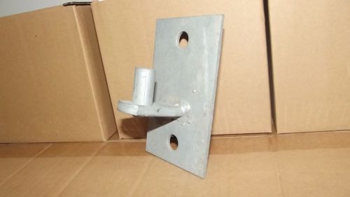 5/8&#034; male gate hinge chain link galvanized surface flat mount for sale