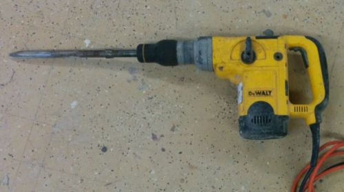 Dewalt d25830 12 lb. heavy-duty sds max demolition hammer. type 2 for sale
