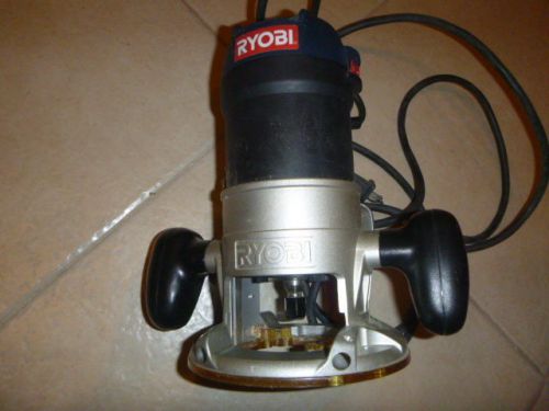 Ryobi 1.5HP 8.5 Amp Fixed Base Router R163 w/ Bag