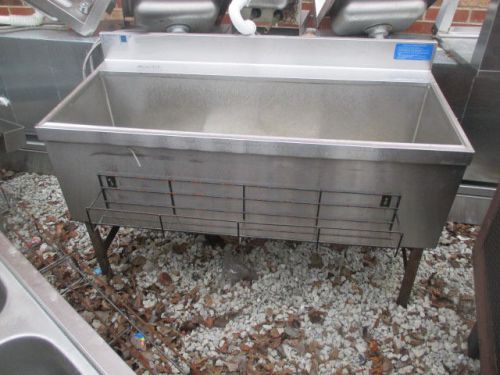 48&#034; Stainless Back Bar Ice Bin with Cold Plate - 16 Circuit