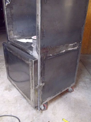 Commercial bbq smoker