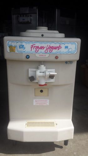 2010 taylor 142 soft serve frozen yogurt ice cream machine working air cooled for sale
