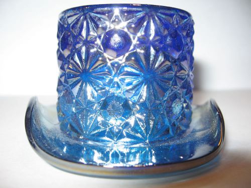 blue carnival glass toothpick match holder top hat iridescent daisy &amp; button ART