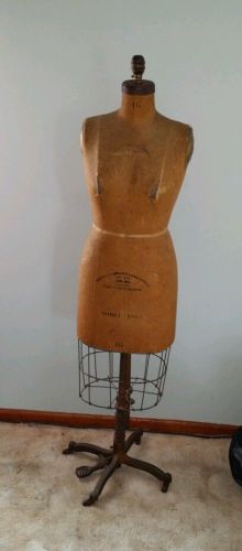 Vintage 1943 dressmaker Mannequin size 16 Wolf NYC steampunk collapsible form