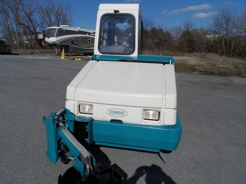 Tennant 385 diesel Sweeper low hrs. ONLY 678 ! Great Deal !!SHIPPING NO PROBLEM