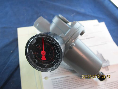 Fisher controls 64r-23  1/2 ” pressure reducing regulator 5-35 psi, 250 psi inlet for sale