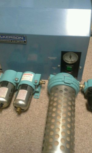 Wilkerson air dryer with 3 filters
