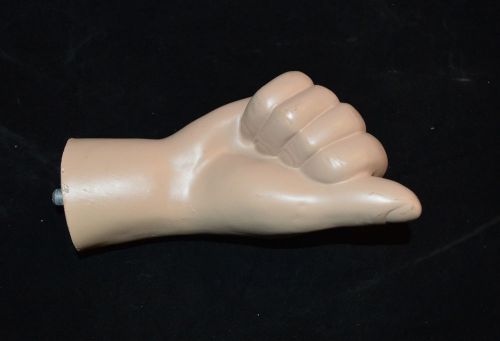 Vintage MANNEQUIN Right Fist Hand Display Craft Art (5504)