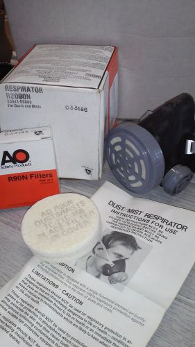 AO Safety Products R2090N Reusable Respirator w/ filter Dust &amp; Mist / Coal Miner