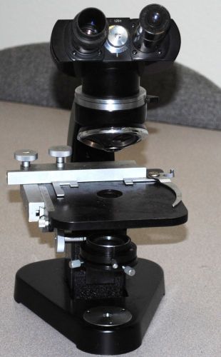 Leitz Microscope