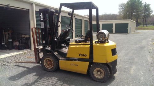 2004 Yale Forklift 4000 lb side shift