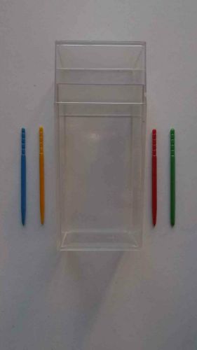 12 - New Reusable 2 piece Clear Container with 200 - 2.5 inch Canape Picks