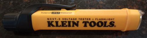 Klein Tools Non-Contact Voltage Tester with Flashlight  NCVT-3