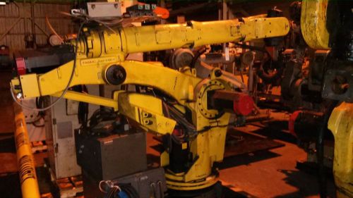 Fanuc S-420iF, extended reach arm, RJ2 control system, Mfg: 1995