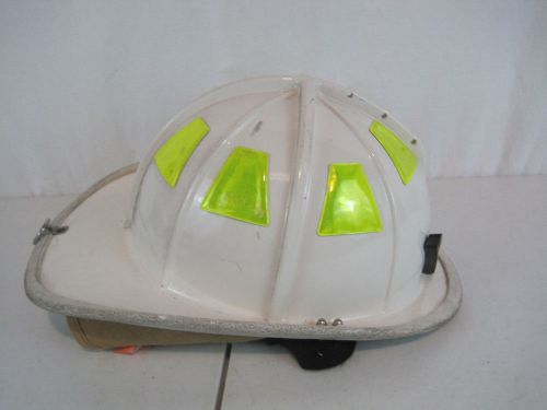 Cairns Firefighter White Helmet Turnout Bunker Gear Model 1010 (H508)