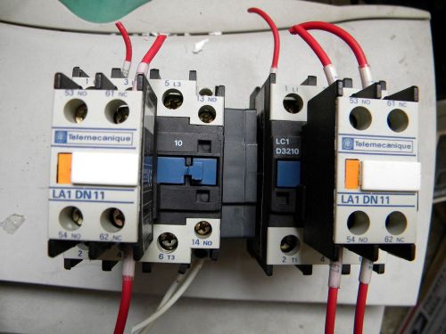 Pair of Telemecanique LC1 D3210 3 Pole Contactor Switch w/LA1 DN11 Contact Block