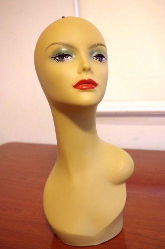 Vintage Realistic Plastic Female mannequin head for wigs, jewelry &amp; hats.