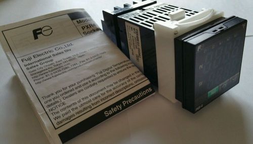 Pxr4 temperature controller new with socket and sleeve for sale