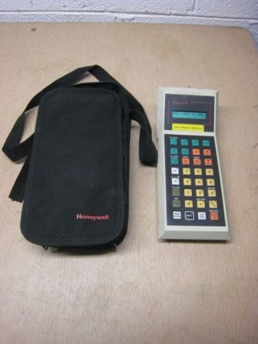 Honeywell STS-103 Field Communicator with Soft Case STS103 used Free Shipping