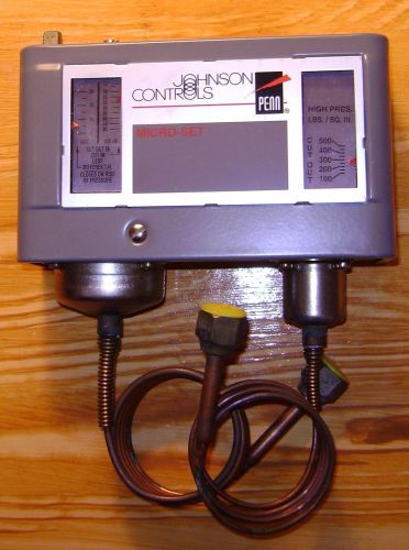 Johnson controls spdt dual pressure control ls 12 /80# hs 100/425# w/knob -new for sale