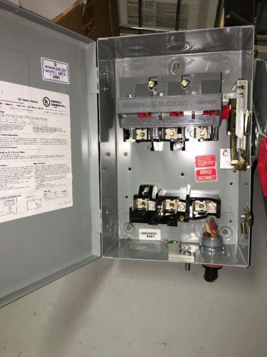 GE TH3361, Model 10, 30A, 600VAC, Fused Safety Switch Disconnect