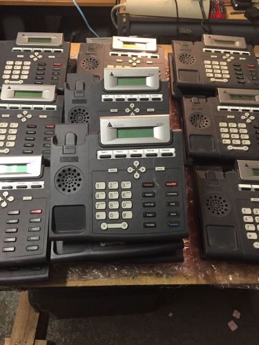 LOT OF 18  - Altigen IP705 Telephones  - ASIS Repair - No stands - Bad Displays