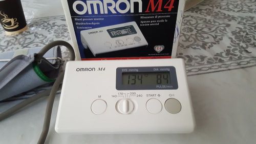 Aomron M4   blood pressure gauge